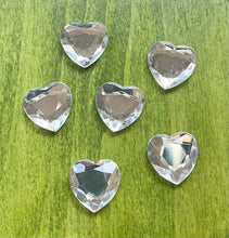 Load image into Gallery viewer, Green Heart Gem Tree