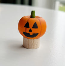 Load image into Gallery viewer, Halloween Celebration Ornaments