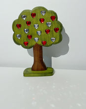 Load image into Gallery viewer, Green Heart Gem Tree