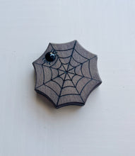Load image into Gallery viewer, Mini Spiderweb Pair