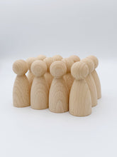 Load image into Gallery viewer, 6.5cm Natural Wooden Peg Dolls DIY
